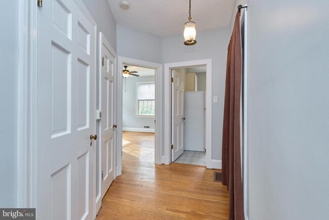 Building Photo - 304 N Highland St