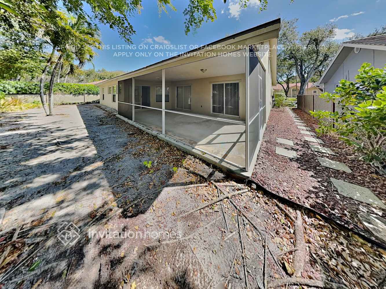 Building Photo - 5831 NW 40th Ln