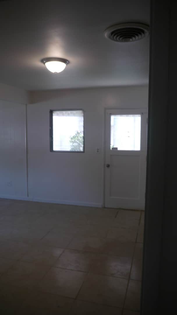 Building Photo - Beautifully Renovated 3-Bedroom Residence in San Bernardino