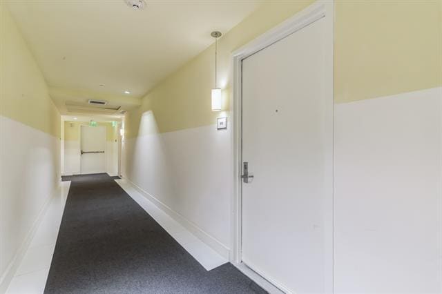 Building Photo - 475 Brickell Ave