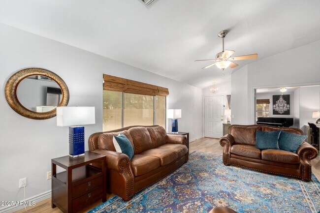 Building Photo - 3905 E Rockwood Dr