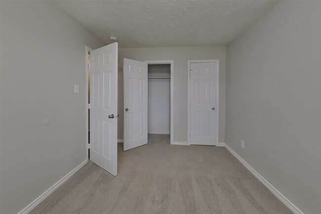 Building Photo - 13031 Bamboo Forest Trail