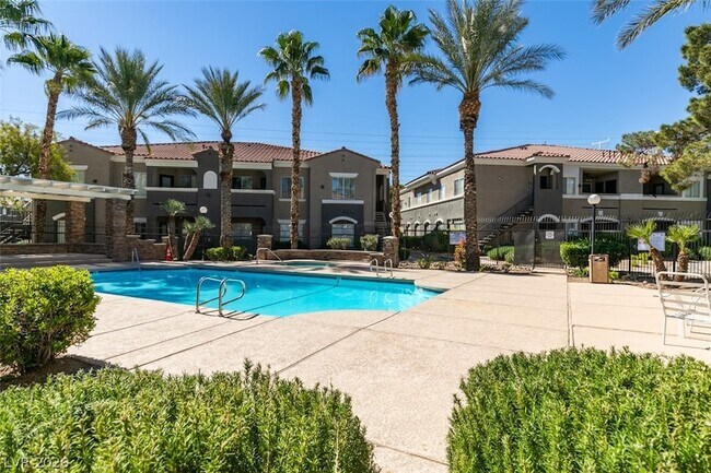 Building Photo - 10245 S Maryland Pkwy