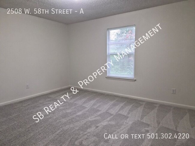 Building Photo - 2508 W 58th St