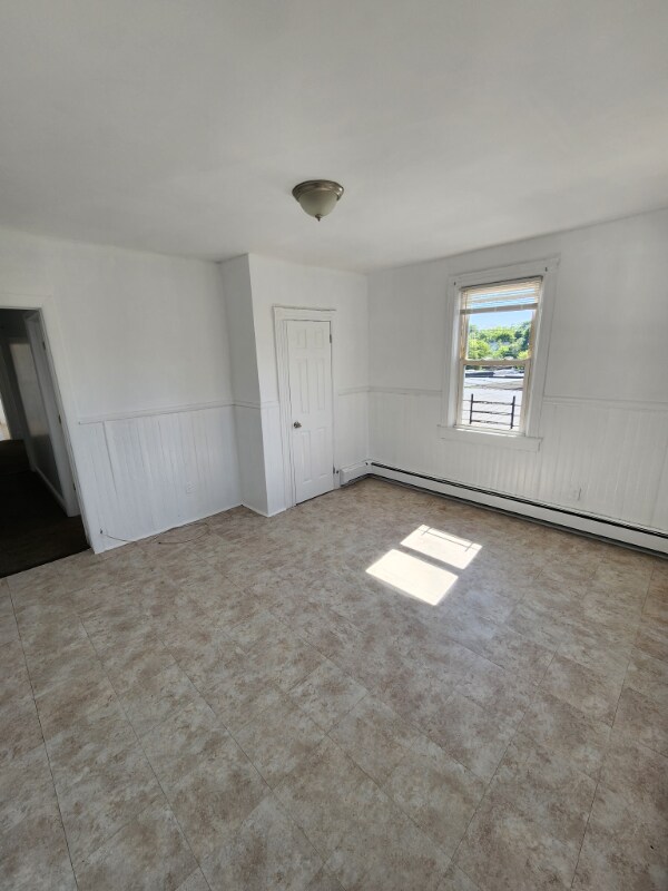 Building Photo - 48 Purdy Ave