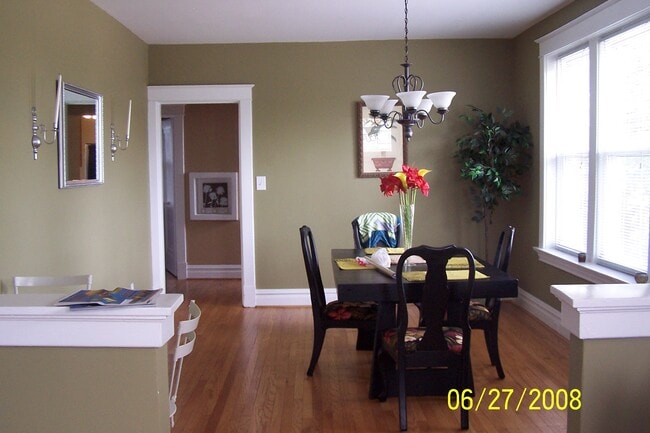 Building Photo - 7217 W Park Ave