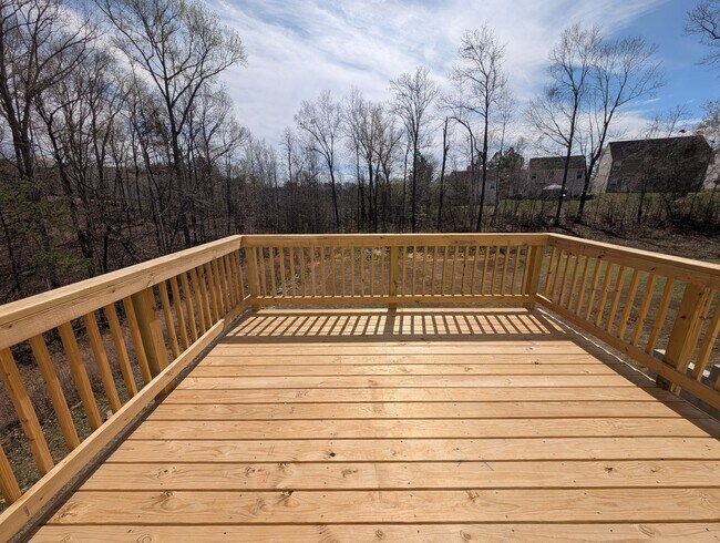 Building Photo - Beautiful New Build Home located in the Cardinal Creek Community!