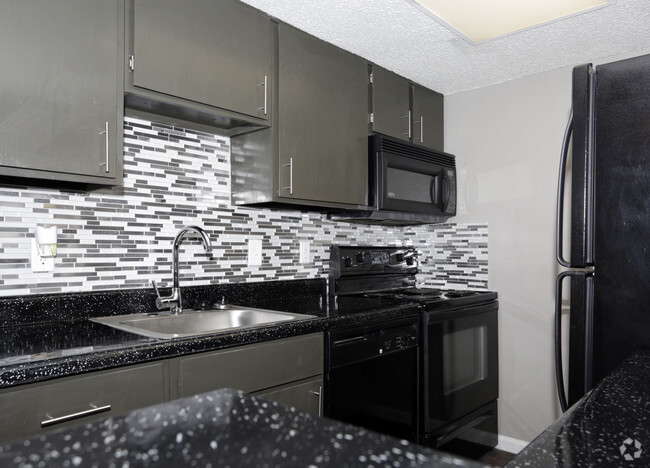 Updated Kitchen - Agave Villas Apartment Homes