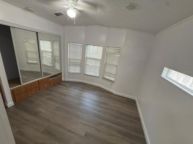 Building Photo - 3000 Clarcona Rd