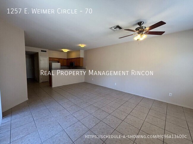 Building Photo - 1257 E Weimer Cir