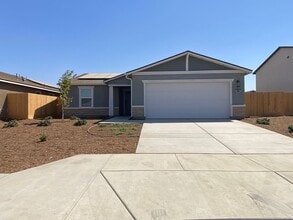 Building Photo - Tulare smart home, DR HORTON built home coming soon! Energy efficient