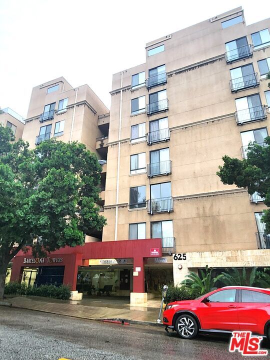 Primary Photo - 625 S Berendo St