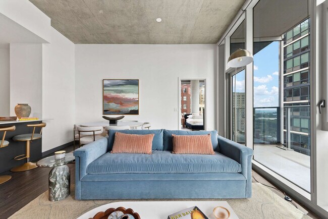 Building Photo - 60 E Randolph St