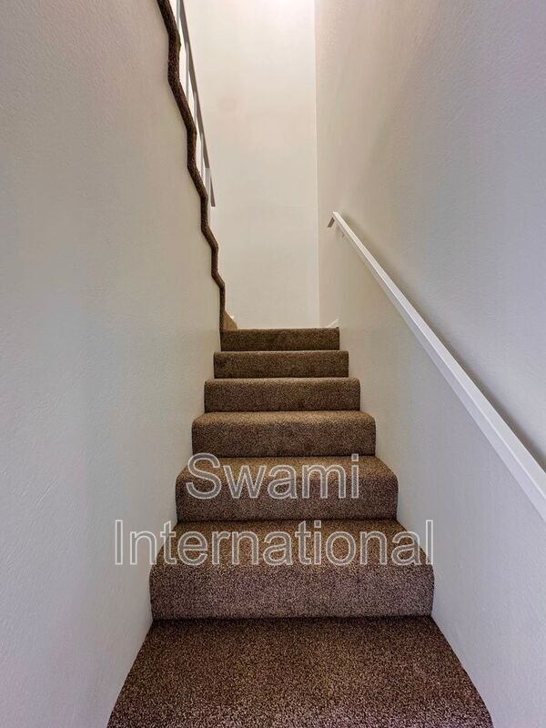 Building Photo - 14620 Berendo Ave