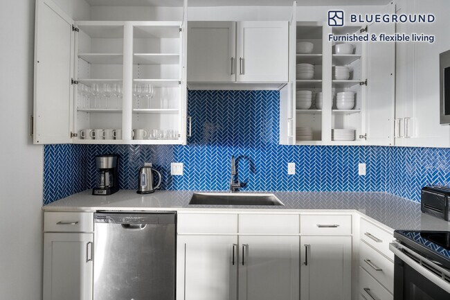 Building Photo - 720 Airport Blvd