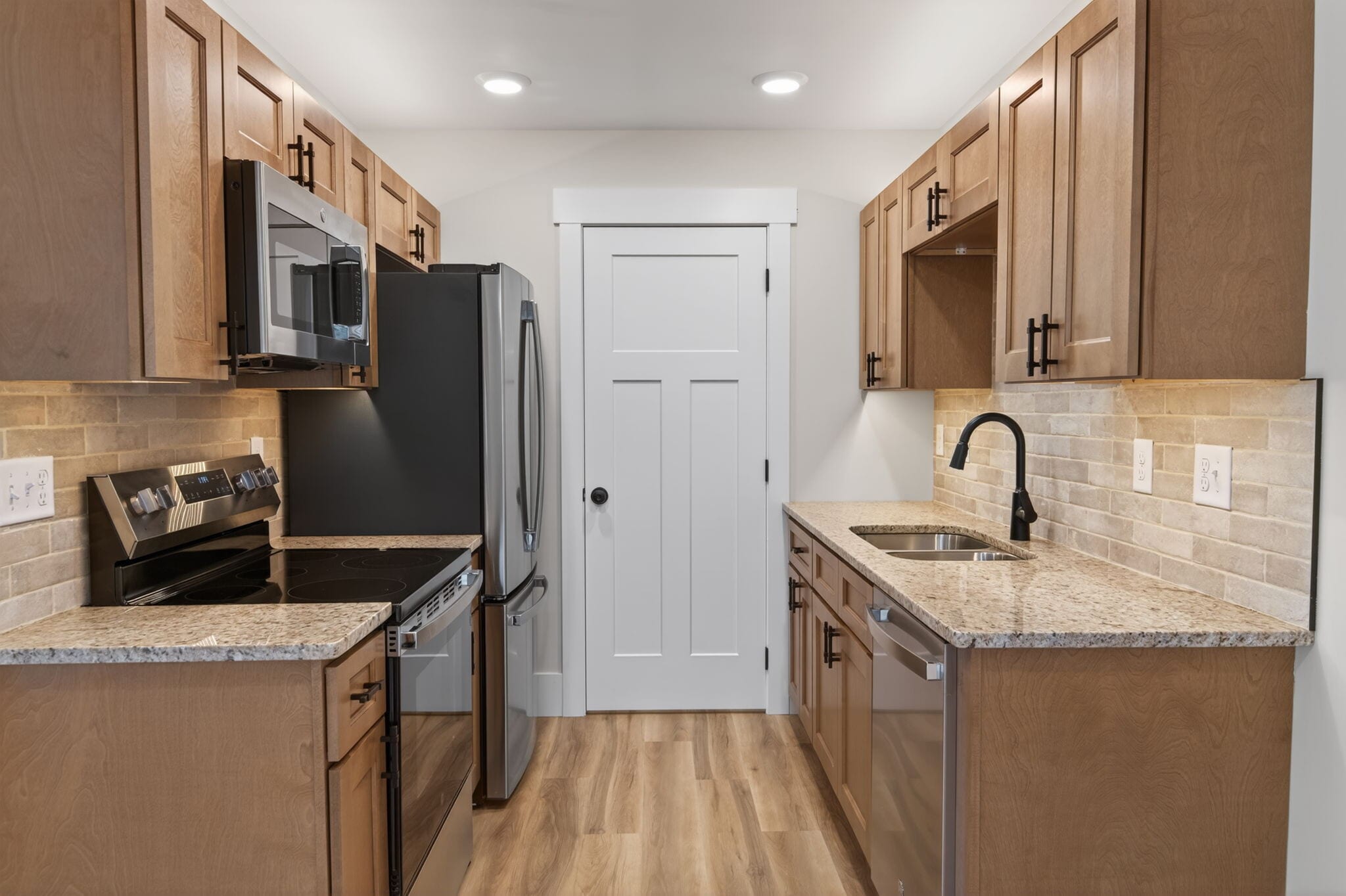 Building Photo - 355 Beechwood Ln