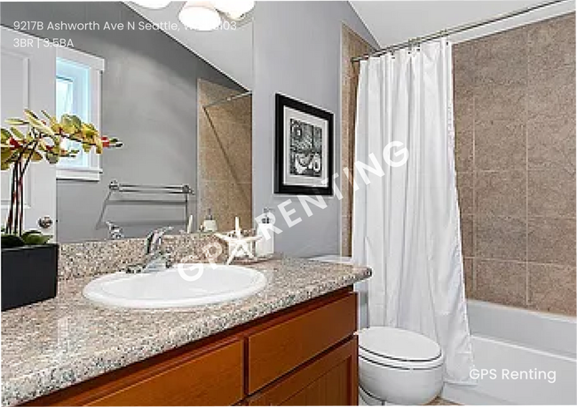 Building Photo - 9217b Ashworth Ave N