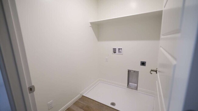 Building Photo - Beautiful 4-Bed, 2.5-Bath Home in Scenic Washington, UT Near Sand Hollow