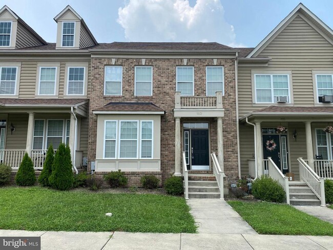 Building Photo - 1113 S Olmsted Pkwy