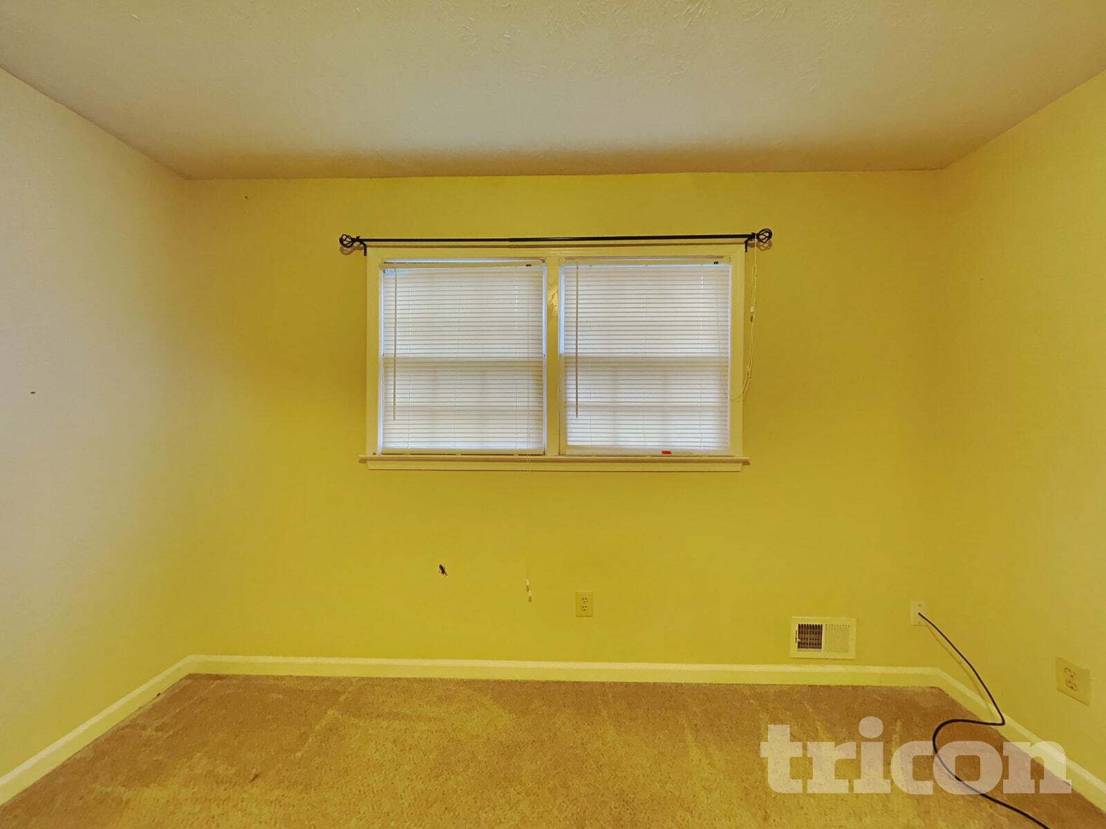 Building Photo - 832 S Deshon Rd