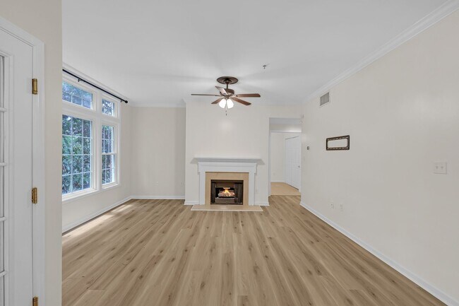 Building Photo - Gated Community In The Heart of Buckhead.