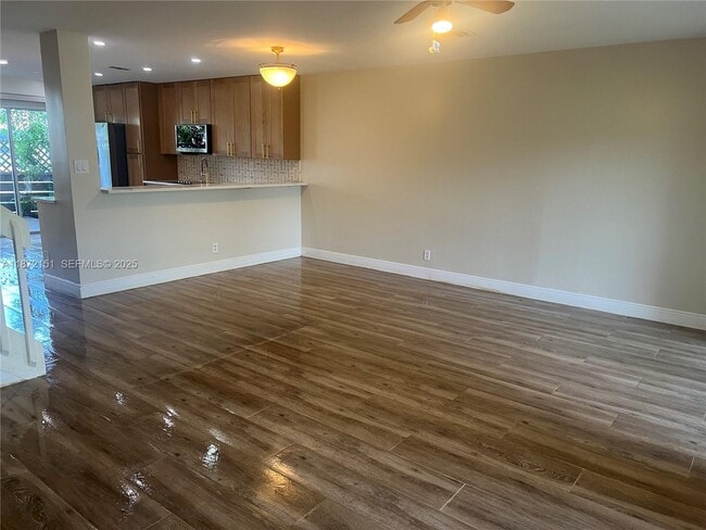 Building Photo - 4952 N Hemingway Cir