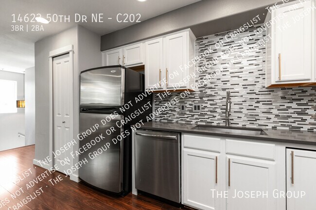 Building Photo - 14623 50th Dr NE