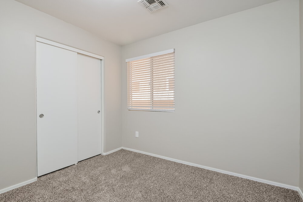 Building Photo - 5075 E Fishhook Ct
