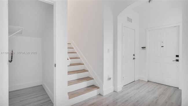 Building Photo - 4991 SW 135th Ave