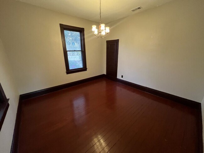 Building Photo - 8222 LA-955