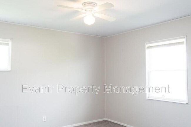 Building Photo - 2908 Ghent Ave