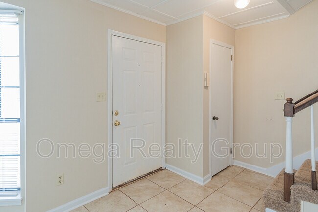 Building Photo - 2364 Grayson Valley Cir