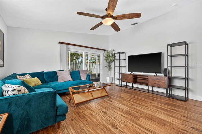 Building Photo - 3104 15th St N