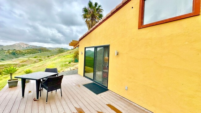 Building Photo - Beautiful Custom, Detached Guest Home on Stunning, Private, Gated, Country Property in Fallbrook!