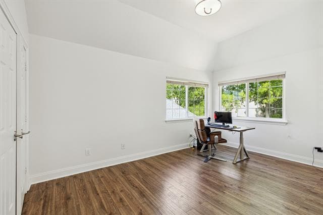 Building Photo - 5106 Hawks Nest