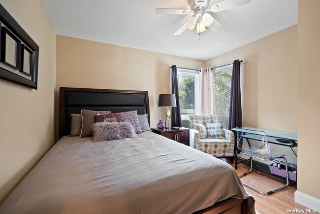 Building Photo - 29 The Grasslands