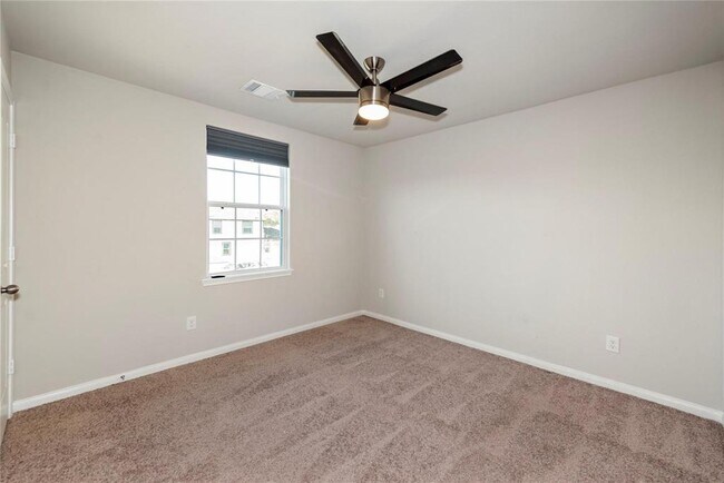 Building Photo - 3544 Wooded Ln