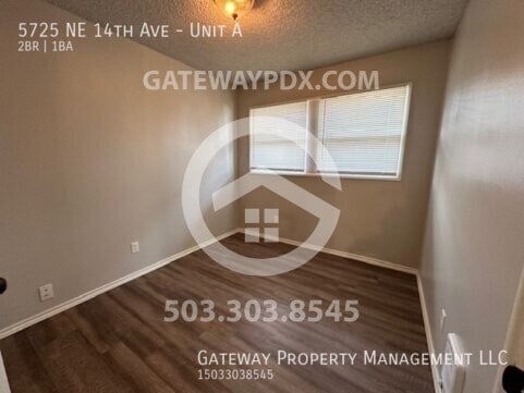 Building Photo - 5725 NE 14th Ave