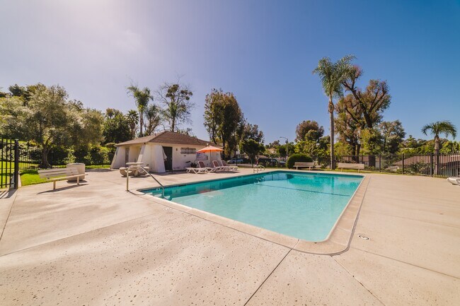 Building Photo - 4154 Baycliff Way