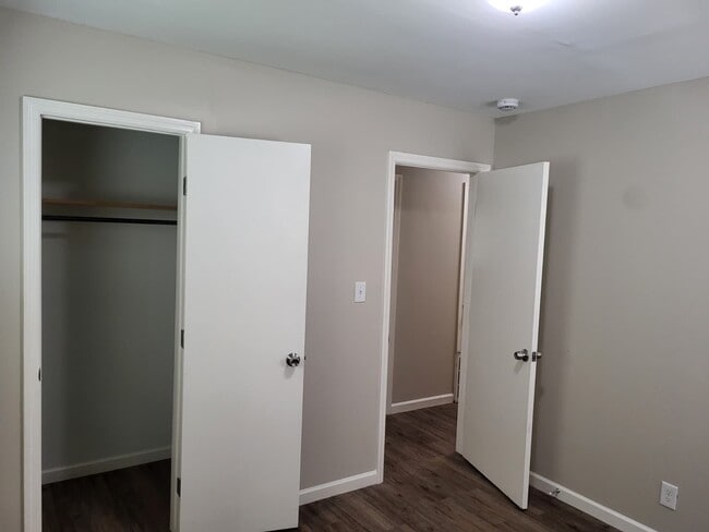 Building Photo - 3107 Andros Dr SW