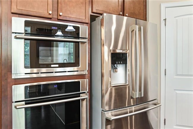 Building Photo - 4835 Edgemoore Trce
