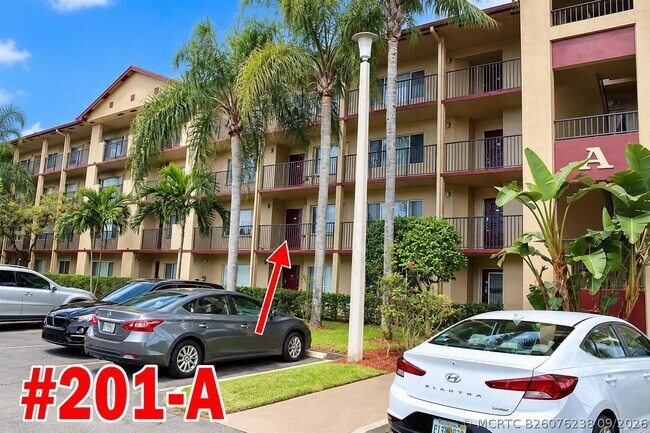 Building Photo - 13700 SW 11th St