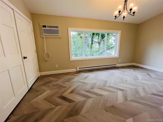Building Photo - 1466 NY-292
