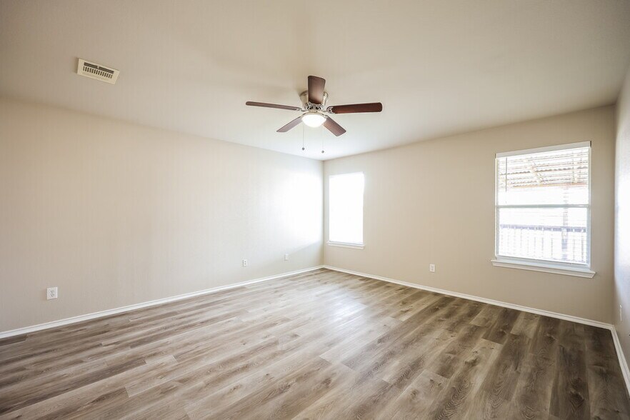 Building Photo - 3654 Archer Blvd