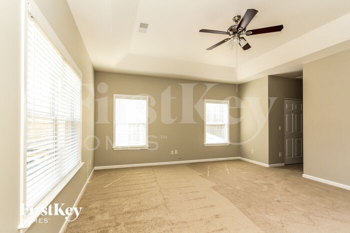 Building Photo - 10622 Quarrier Dr