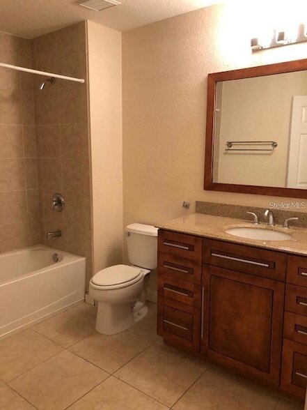 Building Photo - 2850 Polvadero Ln
