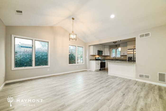 Building Photo - 5566 Circlestone Ln