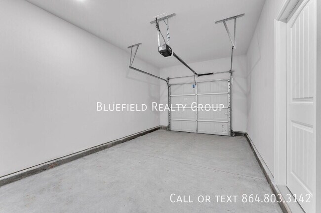 Building Photo - 503 Heswall Ct