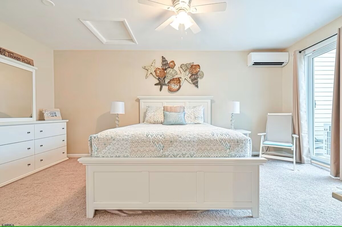 Building Photo - 518 W Brigantine Ave