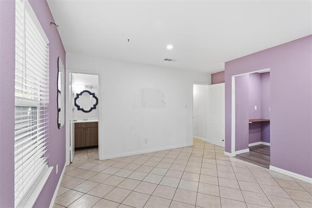 Building Photo - 9420 Kerrville St